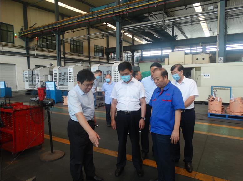 山东省工信厅领导到AG手机版登录入口调研指导工作